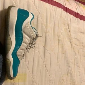 Jordan 11 lows aqua